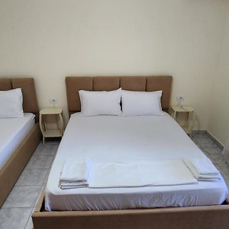 Apartament Teuta Përmet Exteriér fotografie